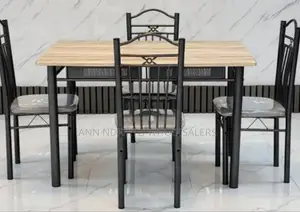Splendid 4 Sitter Dinning Table