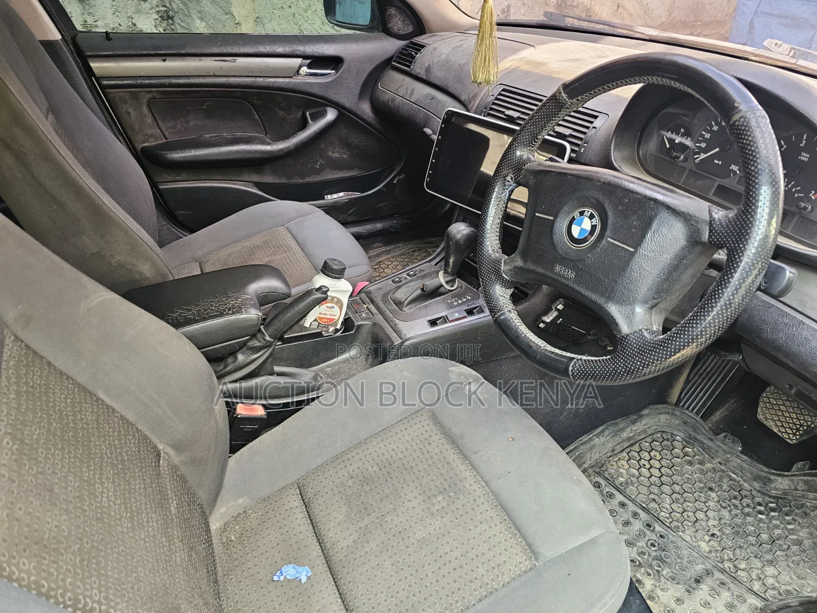 BMW 318i 2005 Silver