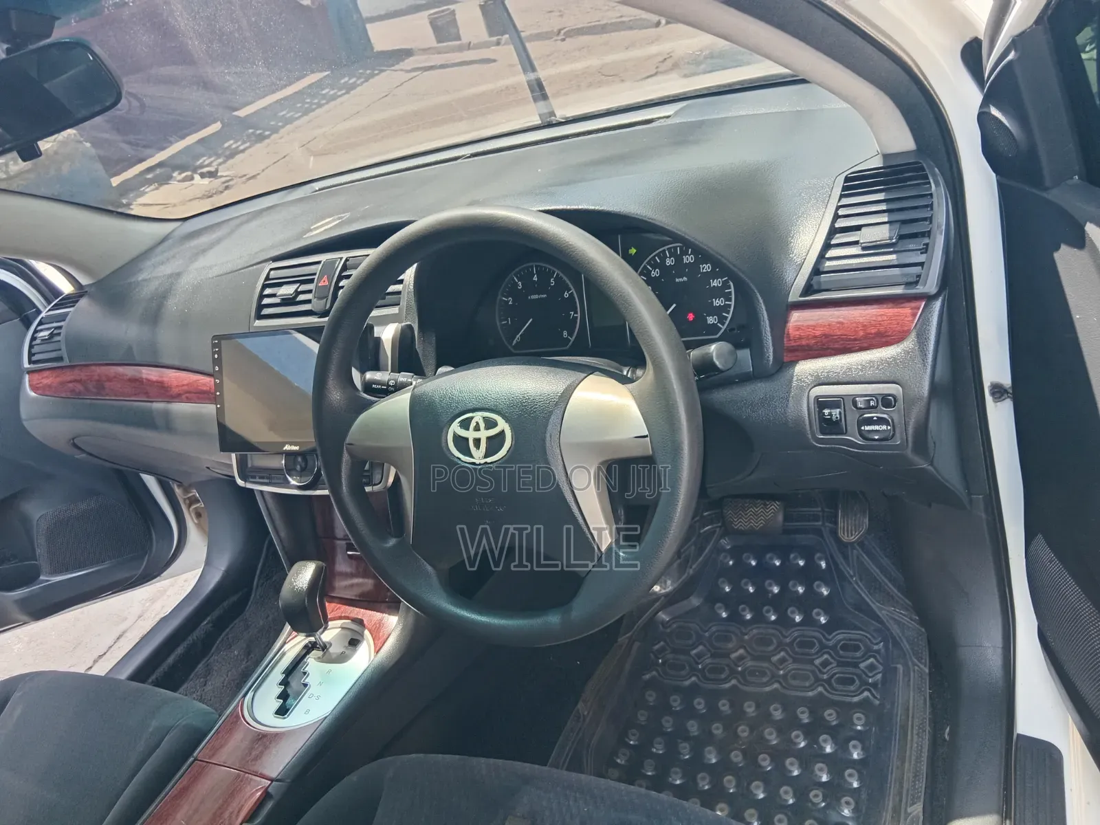Toyota Premio 2011 White
