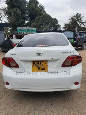 Toyota Axio 2006 White
