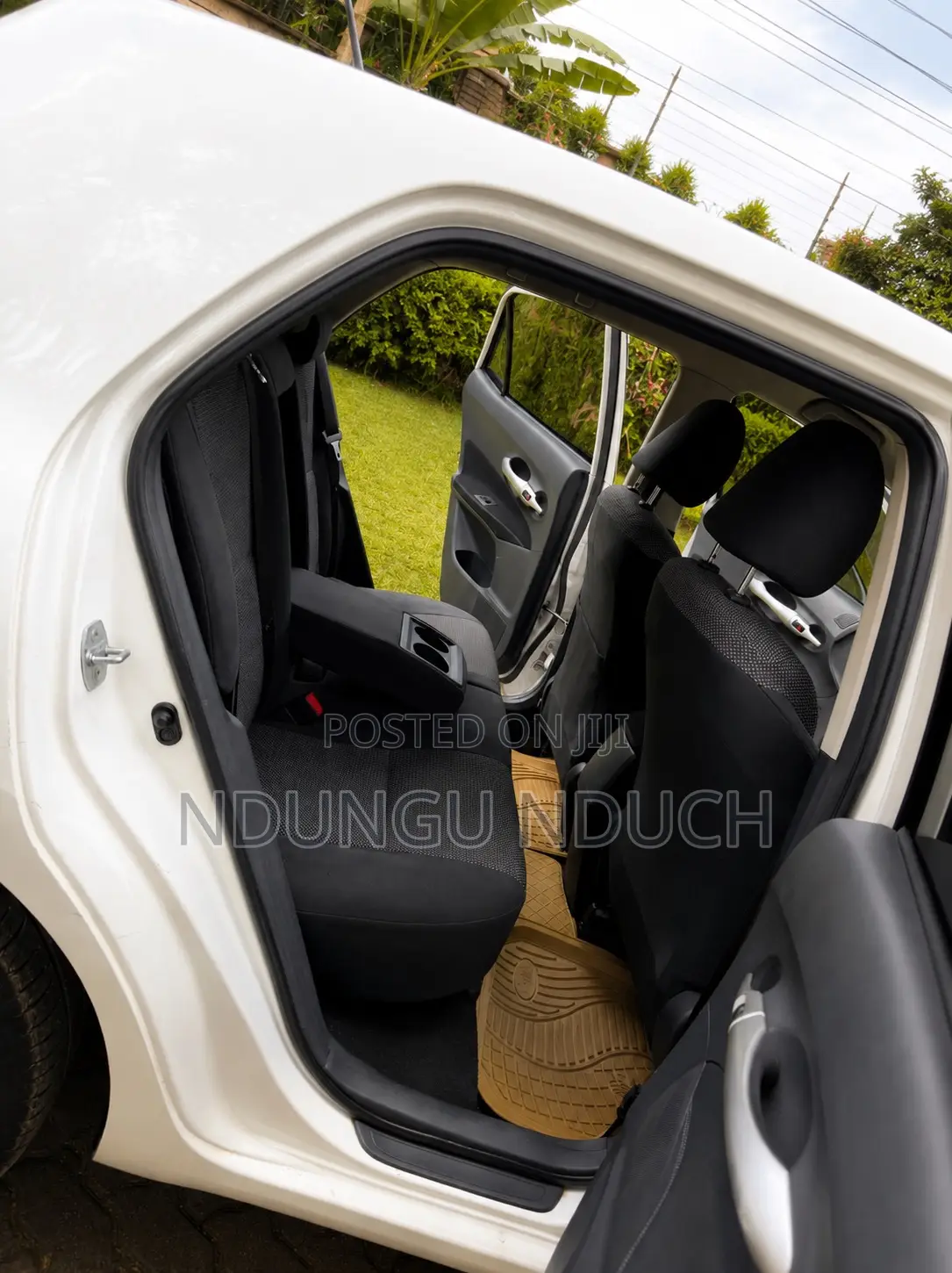 Toyota Auris 2012 White