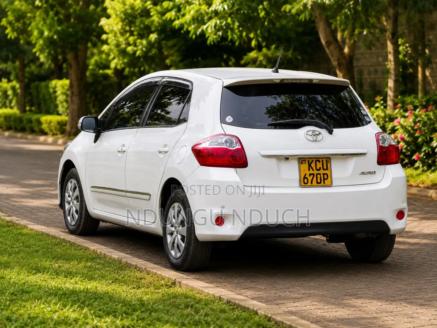 Toyota Auris 2012 White