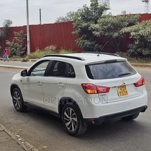 Mitsubishi RVR 2016 White