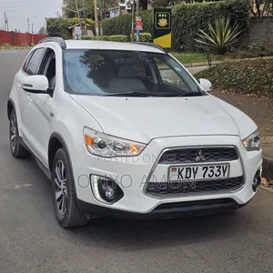 Mitsubishi RVR 2016 White