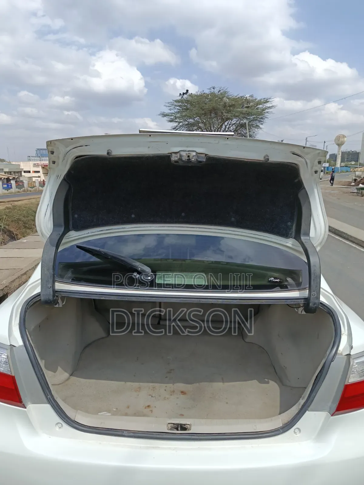Toyota Premio 2010 White