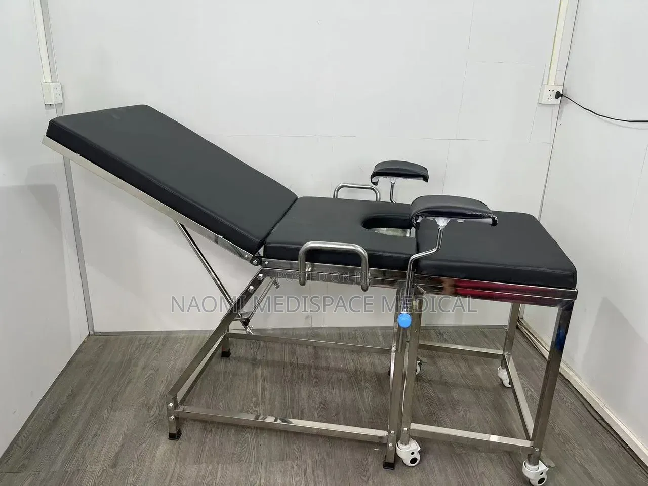 Quality Stainless Steel Imported Delivery Bed With Wheels
