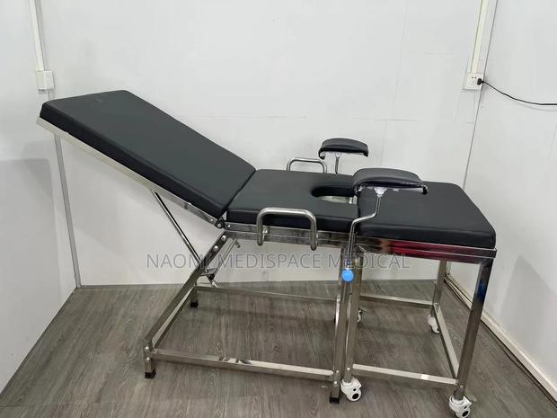 Quality Stainless Steel Imported Delivery Bed With Wheels