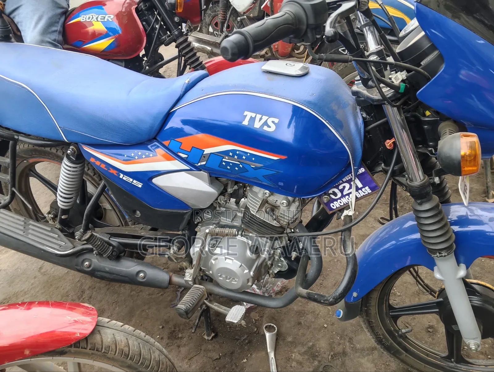 TVS HLX Plus ES 2025 Blue