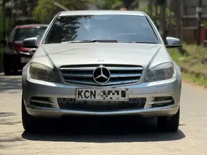 Mercedes-Benz C250 2010 Silver