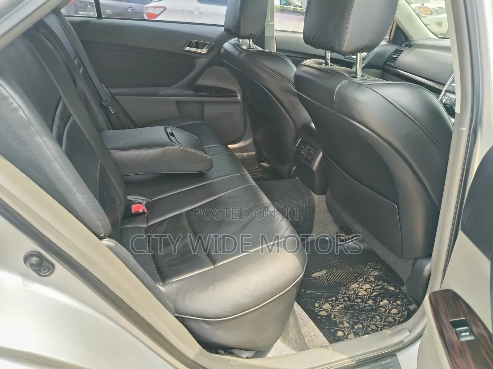 Toyota Mark X 2012 Silver