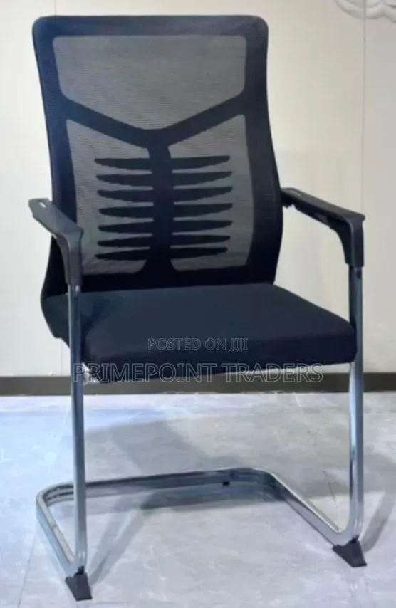 Executive Secretarial Office Chair – Ergonomic Comfort for Everyday Pr