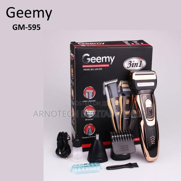 3-in-1 Rechargeable Shaver and Trimmer Set - thumbnail 3