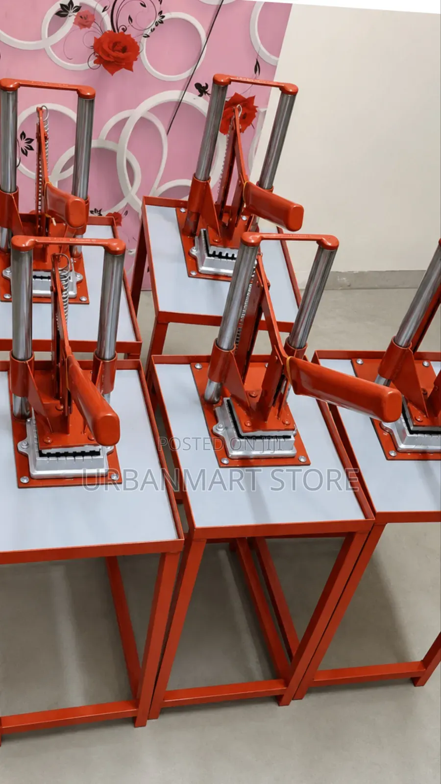 Stainless Steel Chips Cutter With Strong Metallic Stand