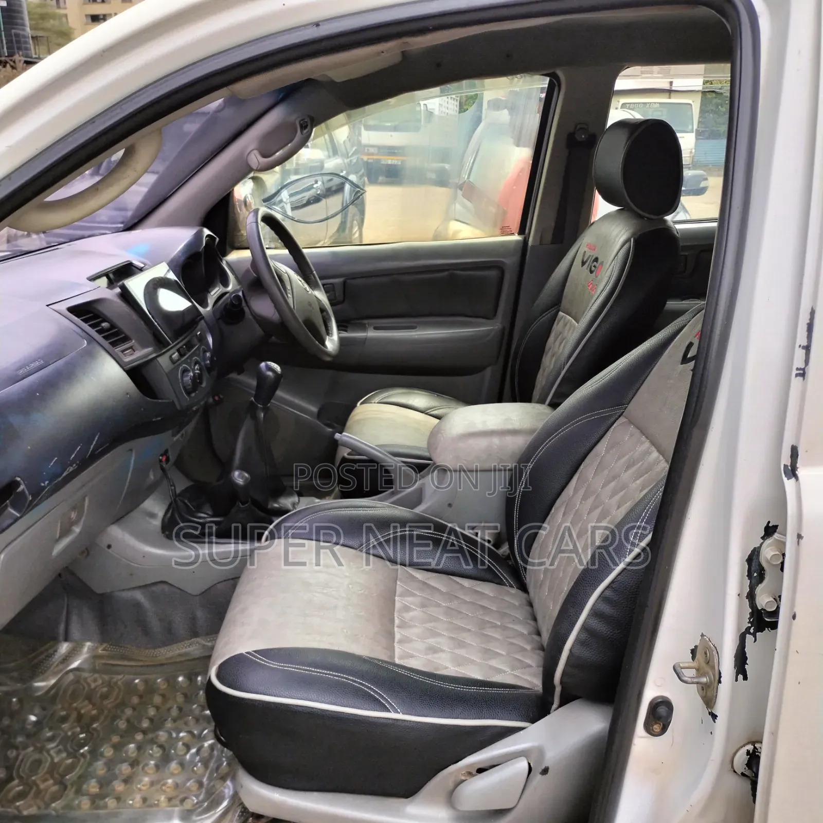 Toyota Hilux 2007 White