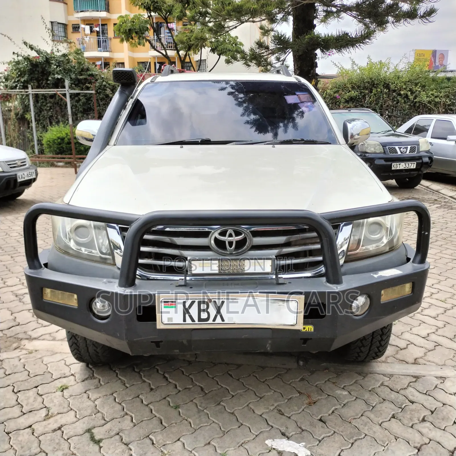 Toyota Hilux 2007 White