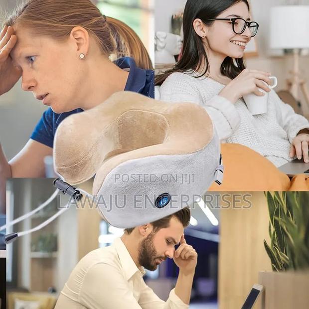 U-Shaped Neck Pillow - main view