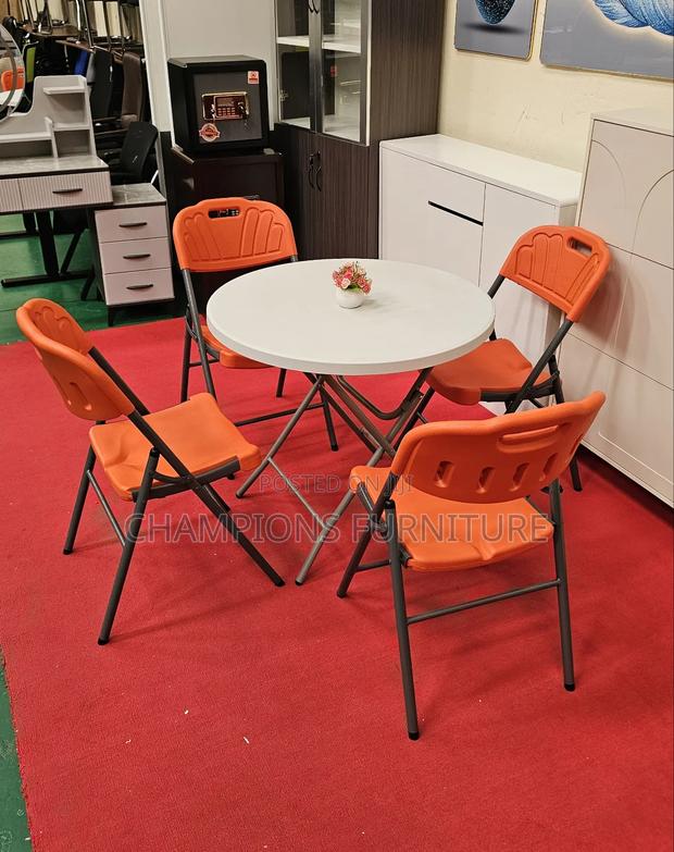 4-Seater Outdoor Heavy Duty Plastic Set - thumbnail 3