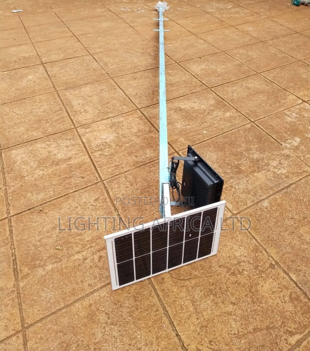 400watts Solar Floodlight Complete With 3 Meters Mounting Pole. - main view
