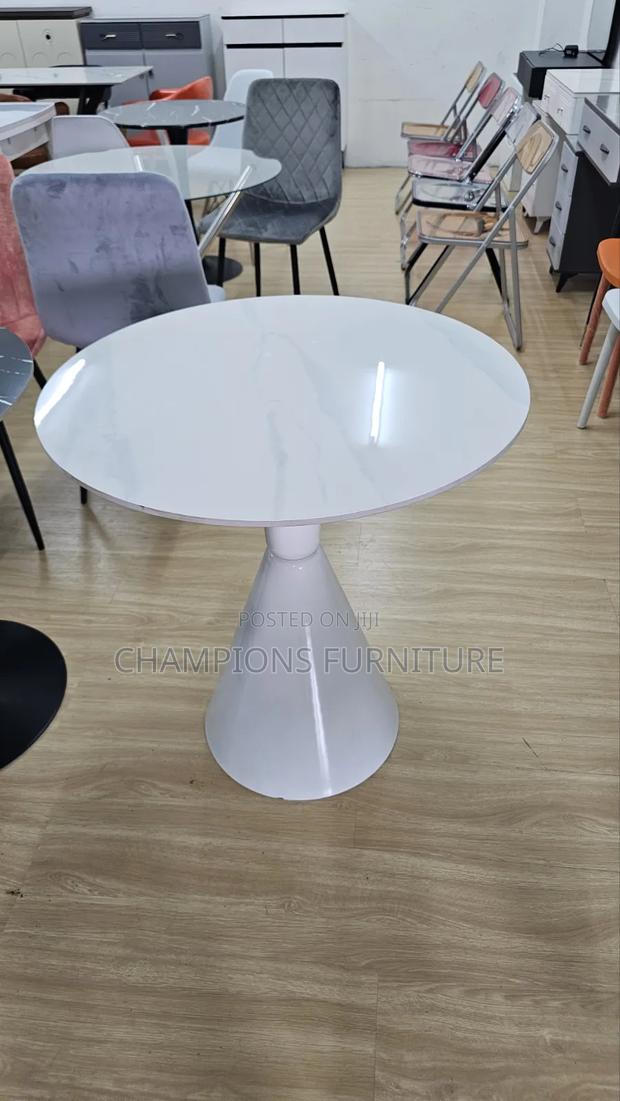Tound Marble Top Table - main view