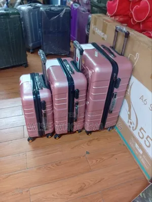 3-in-1 Luxurious Fiber Suitcase√°