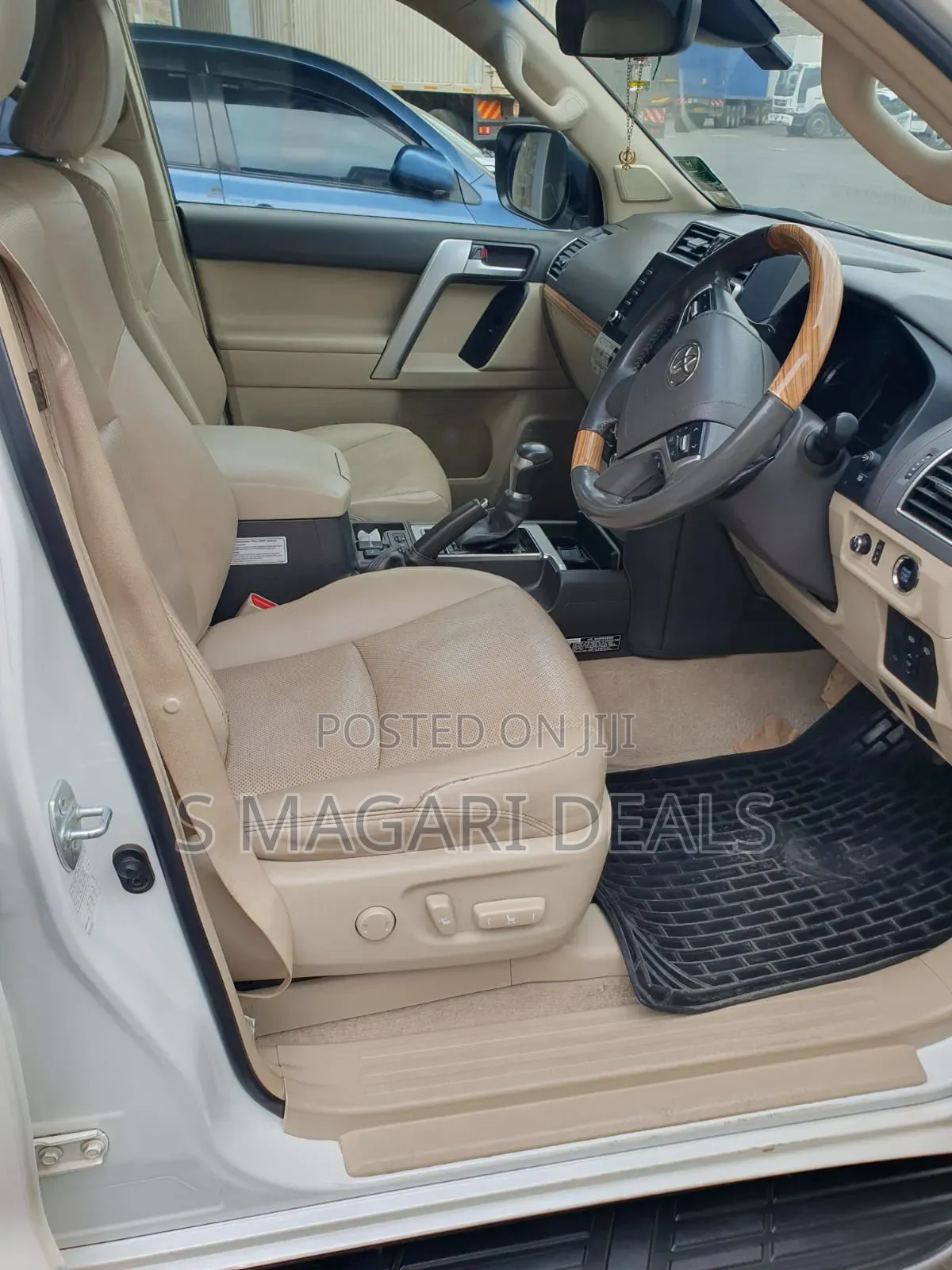 Toyota Land Cruiser Prado 2021 White