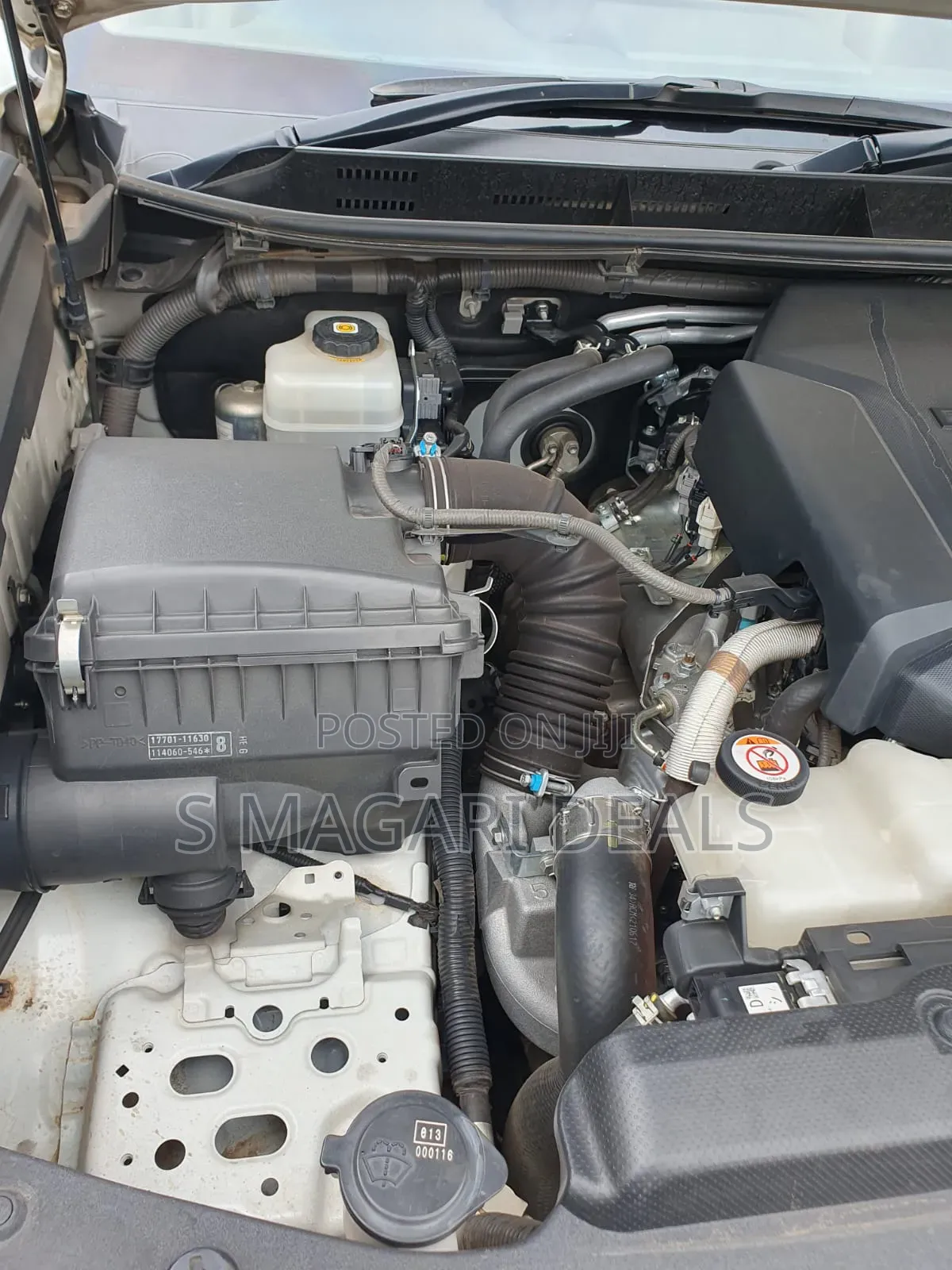 Toyota Land Cruiser Prado 2021 White