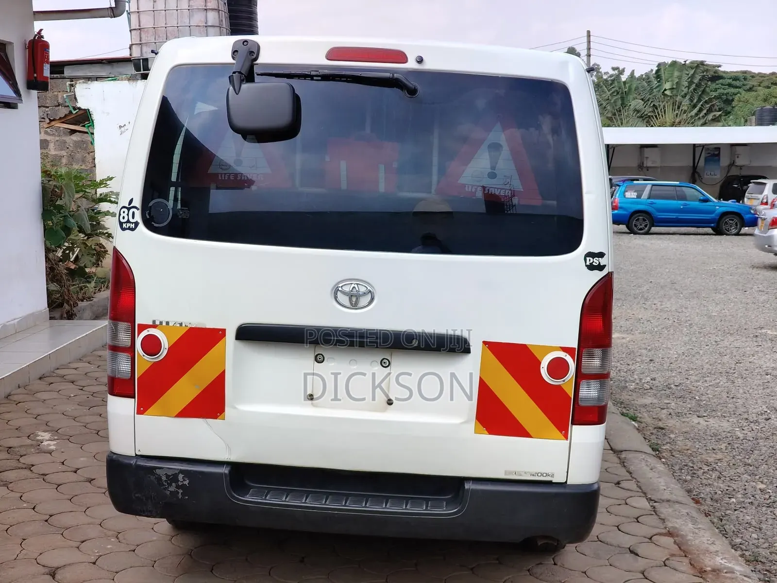 Toyota HiAce 2018 White