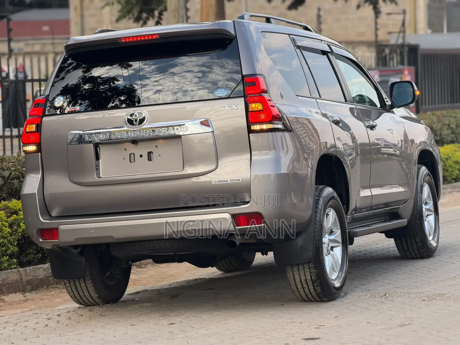 Toyota Land Cruiser Prado 2019 Gray