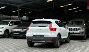 Volvo XC40 2019 White