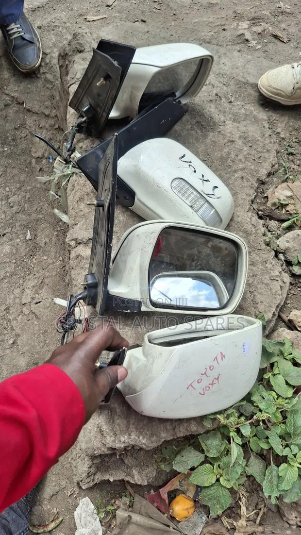 Voxy Side Mirrors 2002-2005 Models