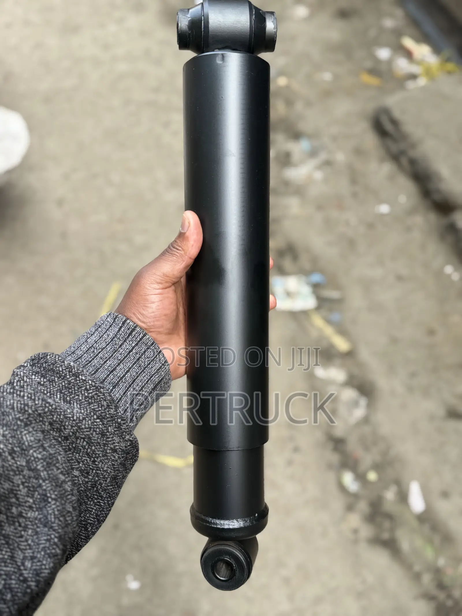 Front Shock Absorber Sinotruck Howo,Fuso FJ,Shacman