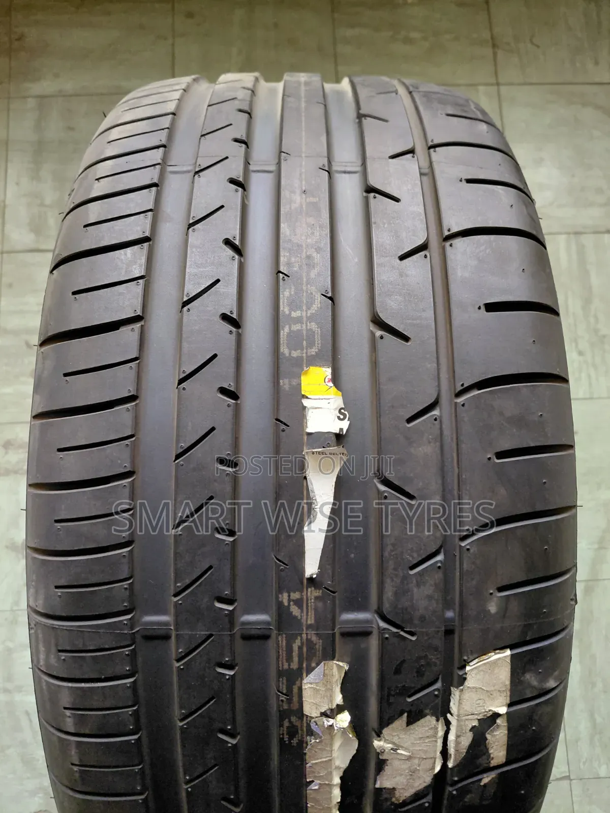295/40 R20 Dunlop .
