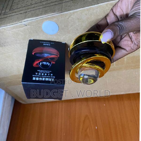 Globe Solar Powered Car Aroma Diffuser for Dashboard - thumbnail 2