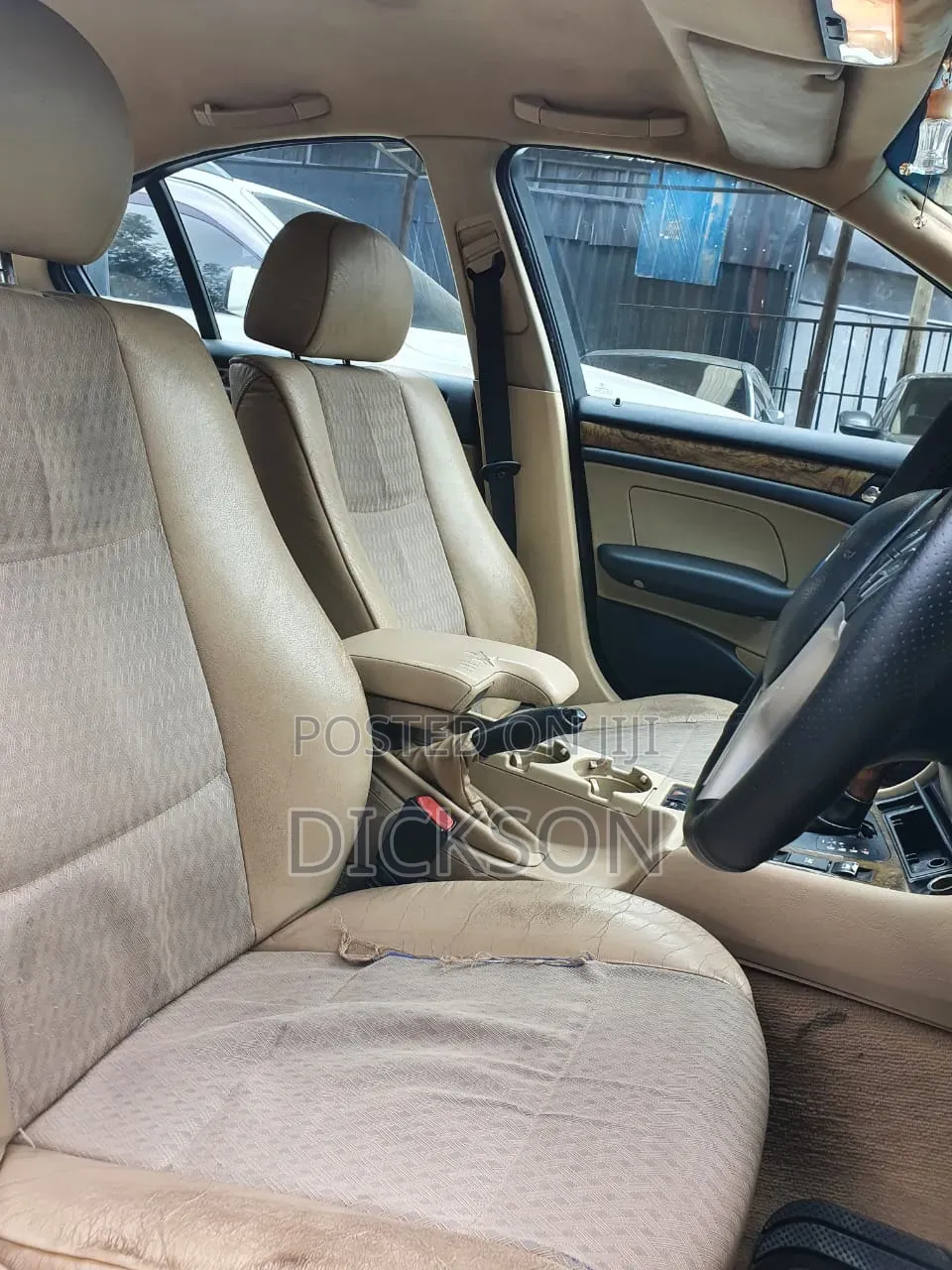 BMW 318i 2008 Gray