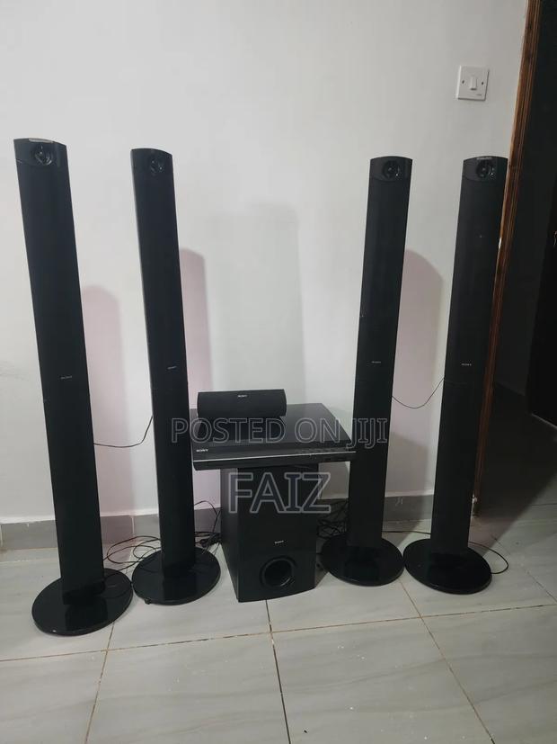 For Sale - Sony Home Theatre System (DAV-SZ1000W)