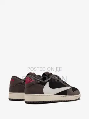 Travis Scott X Air Jordan 1 Low OG Reverse Mocha Colorway