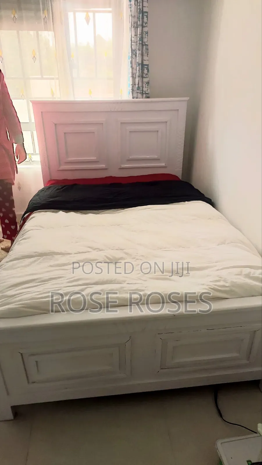 Whte New Durable Bed 4*6