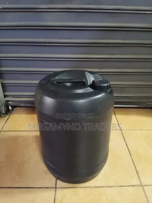 20 LTR Jerrican / Water Storage / Mtungi