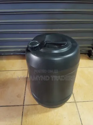 20 LTR Jerrican / Water Storage / Mtungi