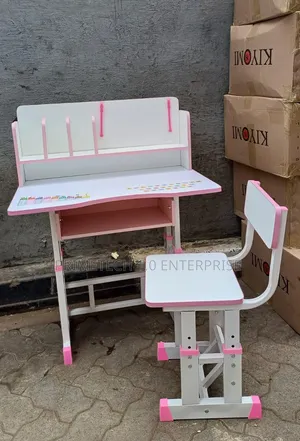 Girl Pinky Study Kids Table