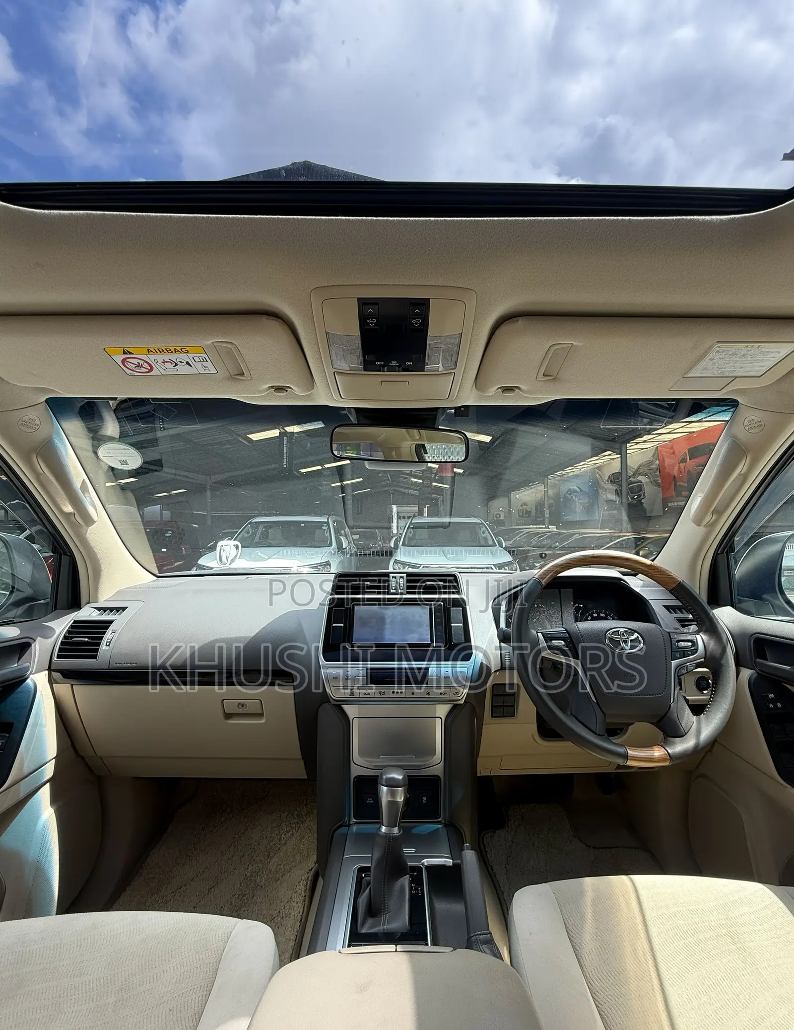 Toyota Land Cruiser Prado 2019 White