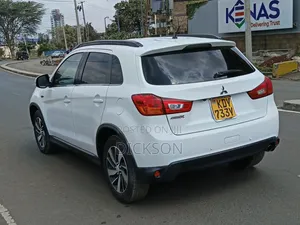 Mitsubishi RVR 2016 White