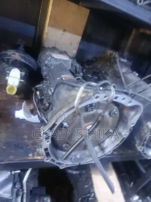 Ex Japan Gearbox for Hillux Suff.