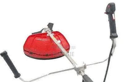 Comfortable 4 Stroke Brush Cutter - thumbnail 2