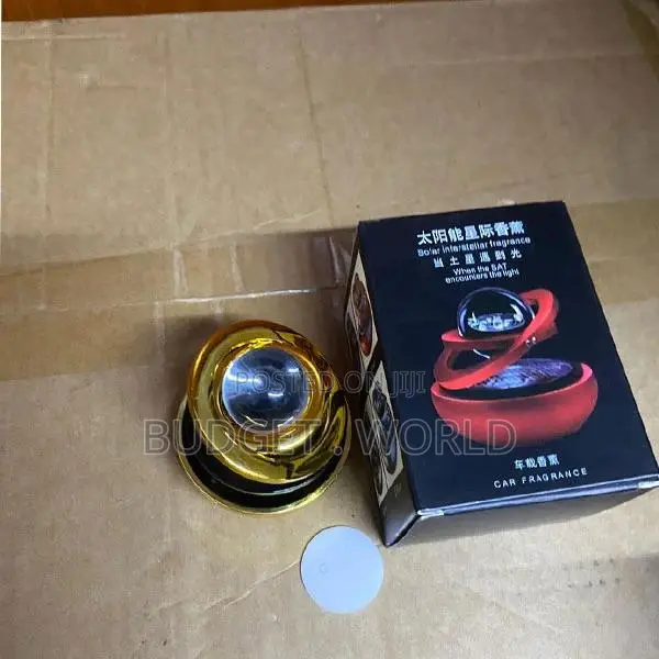 Globe Eco-Friendly Solar Aroma Diffuser for Cars