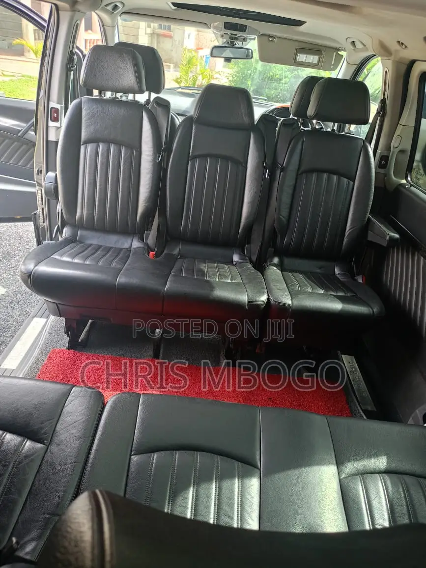 Mercedes-Benz Viano 2013 Black