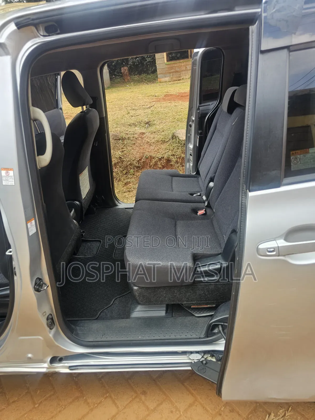 Toyota Sienta 2017 Silver