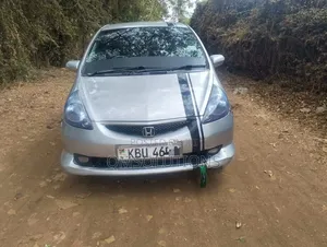 Honda Fit 2006 Silver
