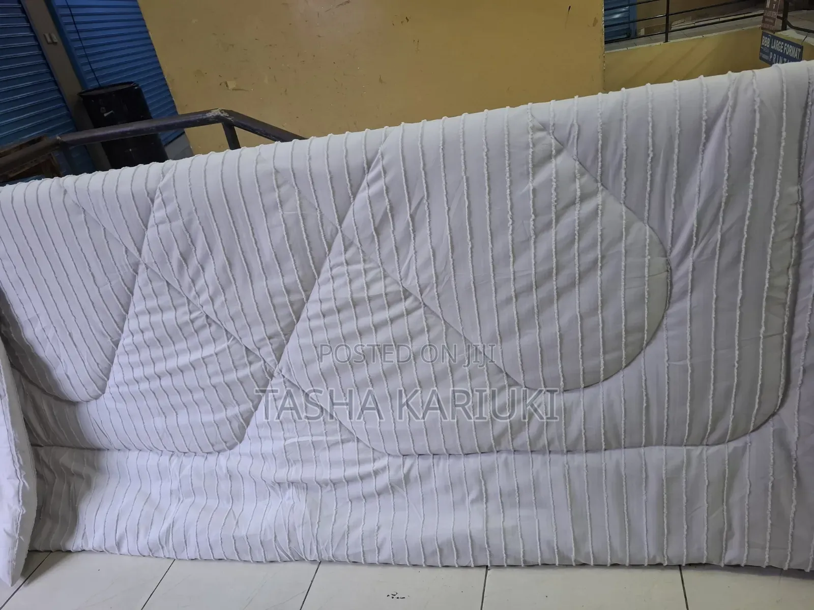 New Arrival Tufted Duvets Are Now Available Size: 6×6, 6×7