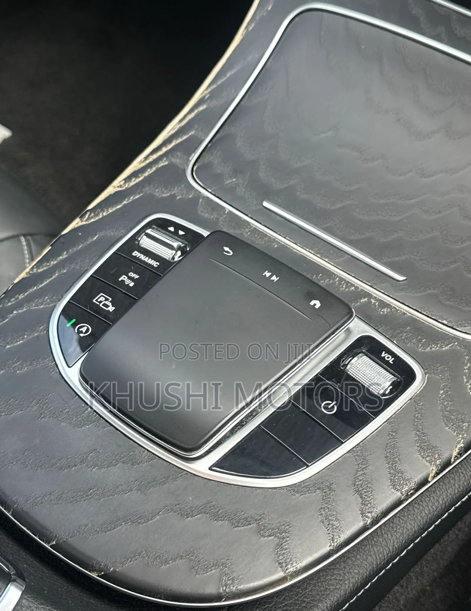 Mercedes-Benz E200 2021 Black